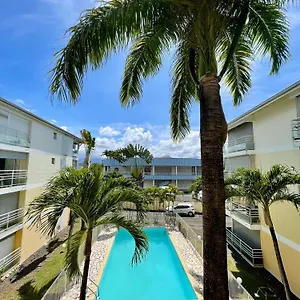 Cosy En Appartement Baie-Mahault
